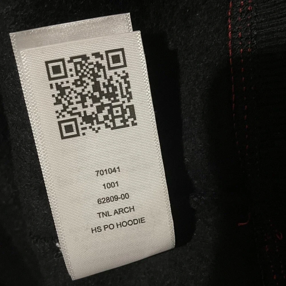 True Religion Mens Buddha Logo Hoodie Jet Black Red Contrast Stitch Medium $119‎